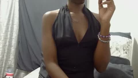 xxsexytalia28 online show from 24, 2, 2025