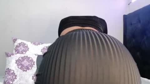 xxsexytalia28 online show from 30, 10, 2025