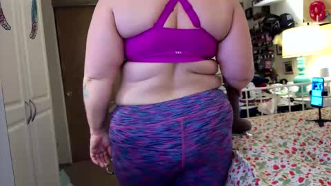 Snapshot of xxstrawberryjanexx chatting on 11, 3, 2026 Strawberry Jane online show from 11, 3, 2026