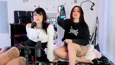 Snapshot of xxunholymusexx chatting on 12, 2, 2026 Muse n Poppy online show from 12, 2, 2026