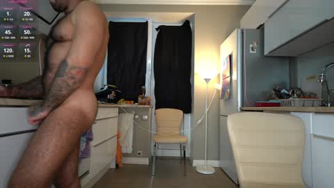     online show from 1, 2, 2025