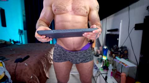     online show from 10, 3, 2025