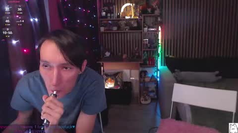 Snapshot of xxx_rays chatting on 15, 4, 2026 Ray and Andy online show from 15, 4, 2026
