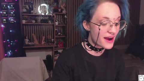 Snapshot of xxx_rays chatting on 23, 4, 2026 Ray and Andy online show from 23, 4, 2026
