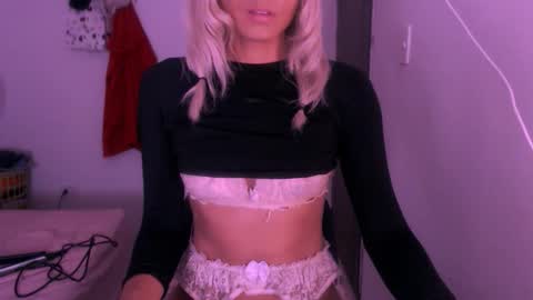 Snapshot of xxxanonymousloverxxx chatting on 1, 2, 2026 Chiara online show from 1, 2, 2026