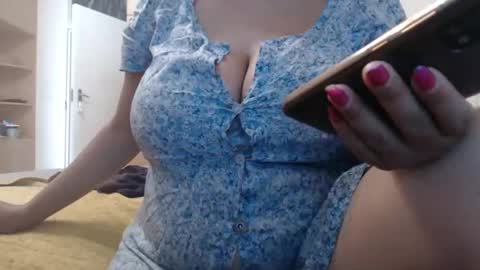 Snapshot of xxxbustybabe27x chatting on 9, 2, 2025 Ayanda online show from 9, 2, 2025