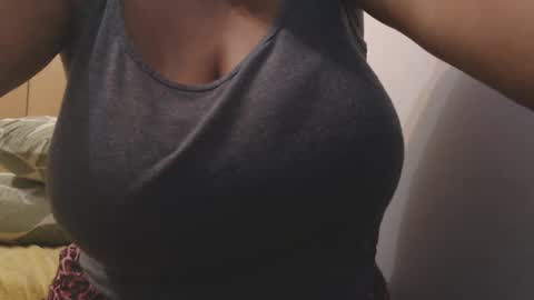 Snapshot of xxxbustybabe27x chatting on 28, 2, 2025 Ayanda online show from 28, 2, 2025