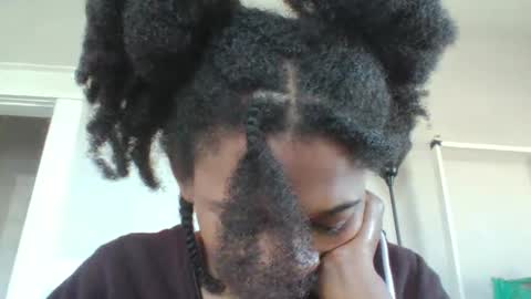 Danielle online show from 5, 11, 2025