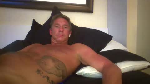 Snapshot of xxxelentdick chatting on 4, 3, 2025 deeeeznutz online show from 4, 3, 2025