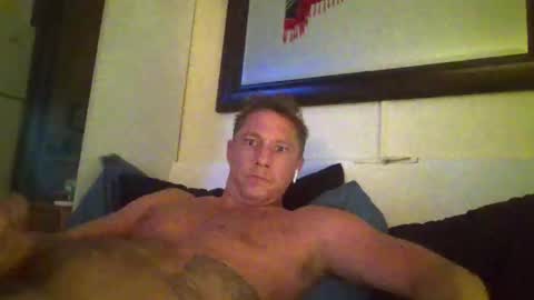 Snapshot of xxxelentdick chatting on 14, 3, 2026 deeeeznutz online show from 14, 3, 2026