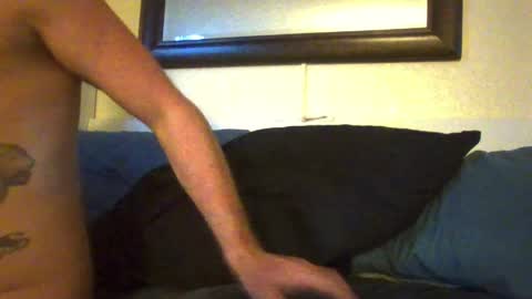 Snapshot of xxxelentdick chatting on 25, 3, 2026 deeeeznutz online show from 25, 3, 2026