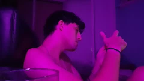 xxxfacu online show from 20, 1, 2025