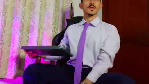 Snapshot of xxxhome_alonexxx chatting on 7, 5, 2026 Kev online show from 7, 5, 2026