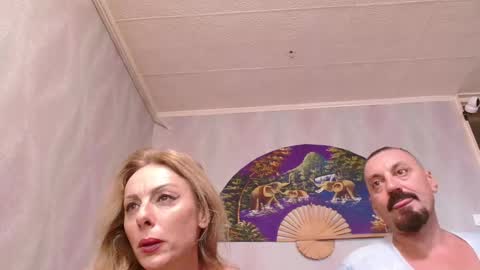 Snapshot of xxxkinkycpl chatting on 4, 2, 2025 isa and gonzo online show from 4, 2, 2025