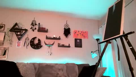 Lola online show from 18, 11, 2025