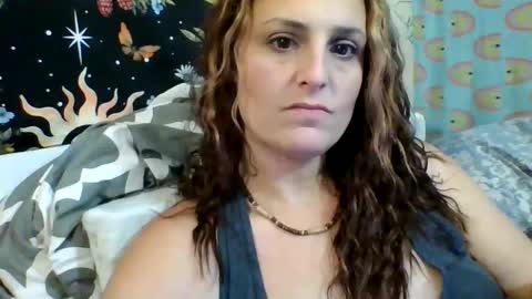 Snapshot of xxxmistymoansxxx chatting on 29, 9, 2025 Misti online show from 29, 9, 2025
