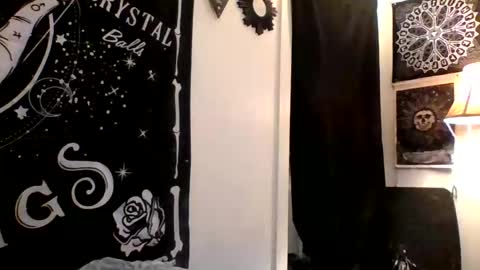 Snapshot of xxxmistymoansxxx chatting on 26, 11, 2025 Misti online show from 26, 11, 2025