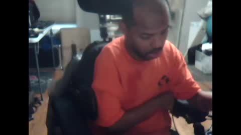 Snapshot of xxxonwheelz chatting on 16, 2, 2026 xxxonwheelz online show from 16, 2, 2026