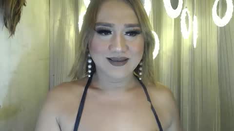 Snapshot of xxxsucksassygirl4u chatting on 24, 4, 2026 xxxsucksassygirl4u online show from 24, 4, 2026