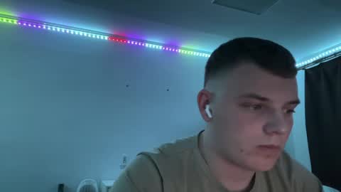 Snapshot of xxxten_ chatting on 21, 4, 2026 Leo online show from 21, 4, 2026