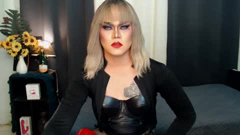 QueenMarina online show from 24, 12, 2024