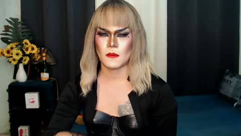 QueenMarina online show from 2, 2, 2025