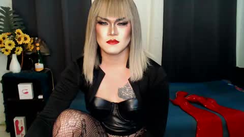 QueenMarina online show from 23, 2, 2025