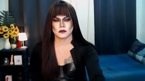 QueenMarina online show from 9, 9, 2025