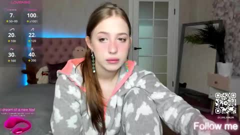 Lina online show from 26, 9, 2025