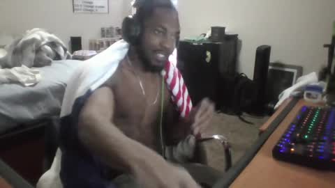 Snapshot of y_sticky chatting on 10, 3, 2025 y_sticky online show from 10, 3, 2025