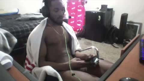 Snapshot of y_sticky chatting on 10, 3, 2025 y_sticky online show from 10, 3, 2025