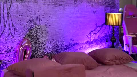 Yamira online show from 13, 2, 2025