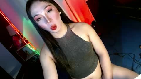 Snapshot of yan2xcumsalotxx chatting on 28, 12, 2024 REYAN online show from 28, 12, 2024