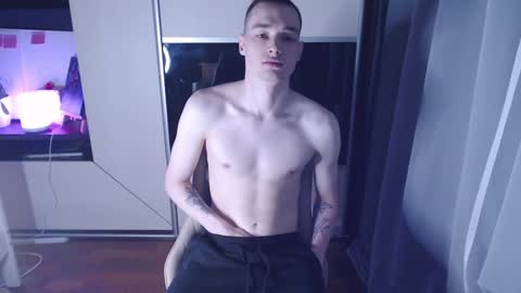 Snapshot of yan_rizen chatting on 13, 12, 2024 Yan online show from 13, 12, 2024