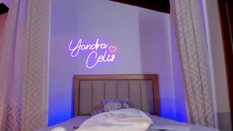 Snapshot of yandracelisoficial chatting on 23, 4, 2026 YANDRA CELIS online show from 23, 4, 2026