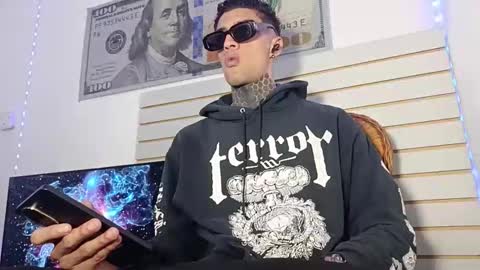 Snapshot of yanfranko420 chatting on 7, 5, 2026 Yan online show from 7, 5, 2026