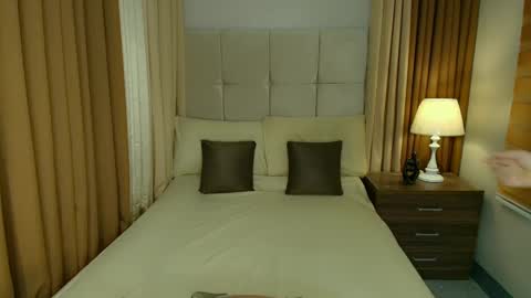 Allisonn online show from 6, 2, 2025