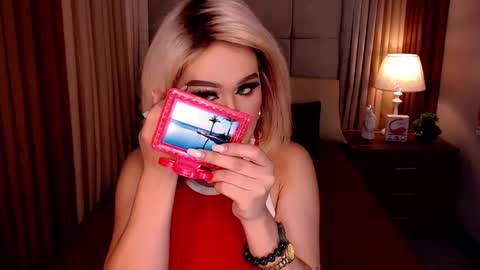 Allisonn online show from 23, 2, 2025