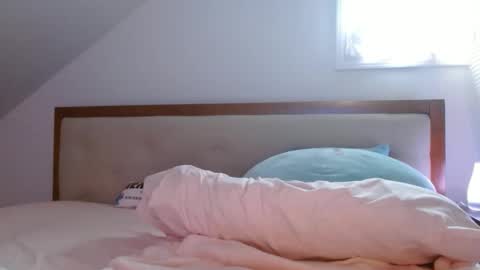 Snapshot of yarabrynnn chatting on 30, 9, 2025 YARA online show from 30, 9, 2025