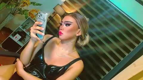 Snapshot of yasii19 chatting on 3, 7, 2026 miss yasii online show from 3, 7, 2026