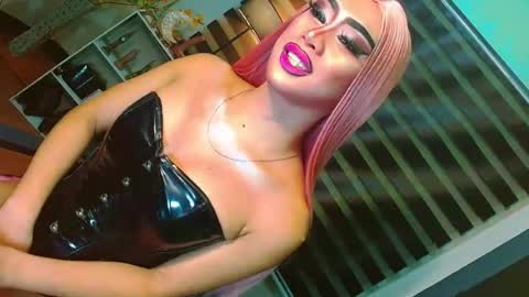 Snapshot of yasii19 chatting on 17, 7, 2026 miss yasii online show from 17, 7, 2026
