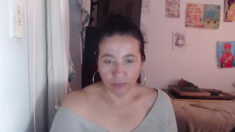 Snapshot of yasmin_love85 chatting on 29, 9, 2025 yasmin_love85 online show from 29, 9, 2025