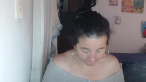 Snapshot of yasmin_love85 chatting on 16, 7, 2026 yasmin_love85 online show from 16, 7, 2026