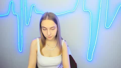 Snapshot of yasminasage chatting on 9, 3, 2025 Yasmina online show from 9, 3, 2025