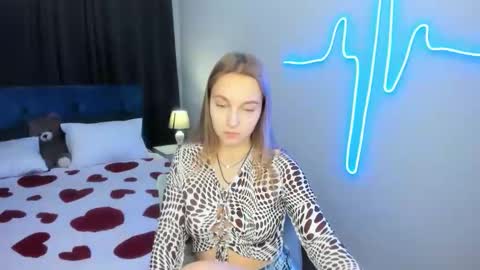 Snapshot of yasminasage chatting on 5, 10, 2025 Yasmina online show from 5, 10, 2025