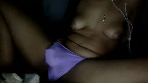 Snapshot of yasminebankss chatting on 28, 10, 2025 Yasmine Bank online show from 28, 10, 2025