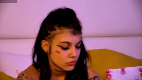 Snapshot of yasminstormx chatting on 1, 6, 2026 Diana online show from 1, 6, 2026