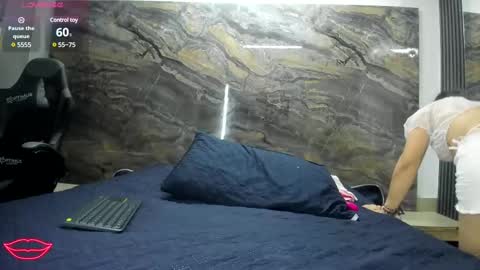 Snapshot of yaya____ chatting on 2, 3, 2025 yaya____ online show from 2, 3, 2025