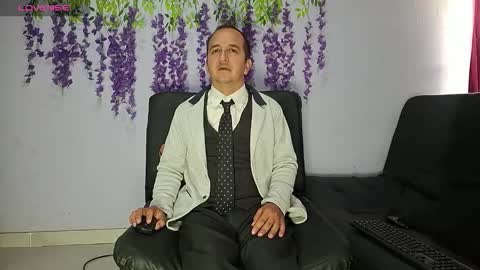 Snapshot of yazflor chatting on 12, 2, 2026 Hazzan y Greisy online show from 12, 2, 2026