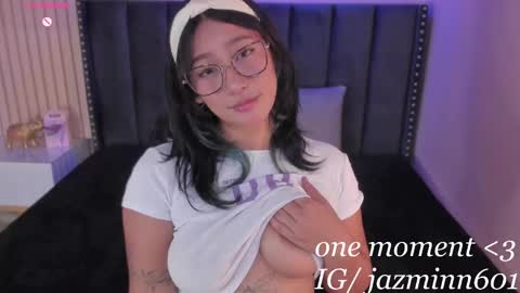 Snapshot of yazmin_rouse chatting on 8, 3, 2025 Yazmin online show from 8, 3, 2025